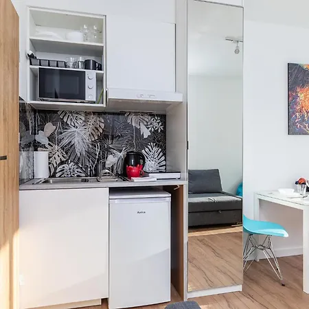 Apartment Superapart E. Habicha 7
